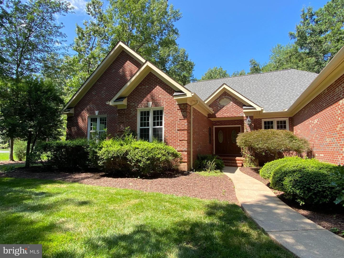 11606 STONEWALL JACKSON DR, SPOTSYLVANIA, Virginia 22551, 4 Bedrooms Bedrooms, ,2 BathroomsBathrooms,Residential,For sale,11606 STONEWALL JACKSON DR,VASP2038418 MLS # VASP2038418