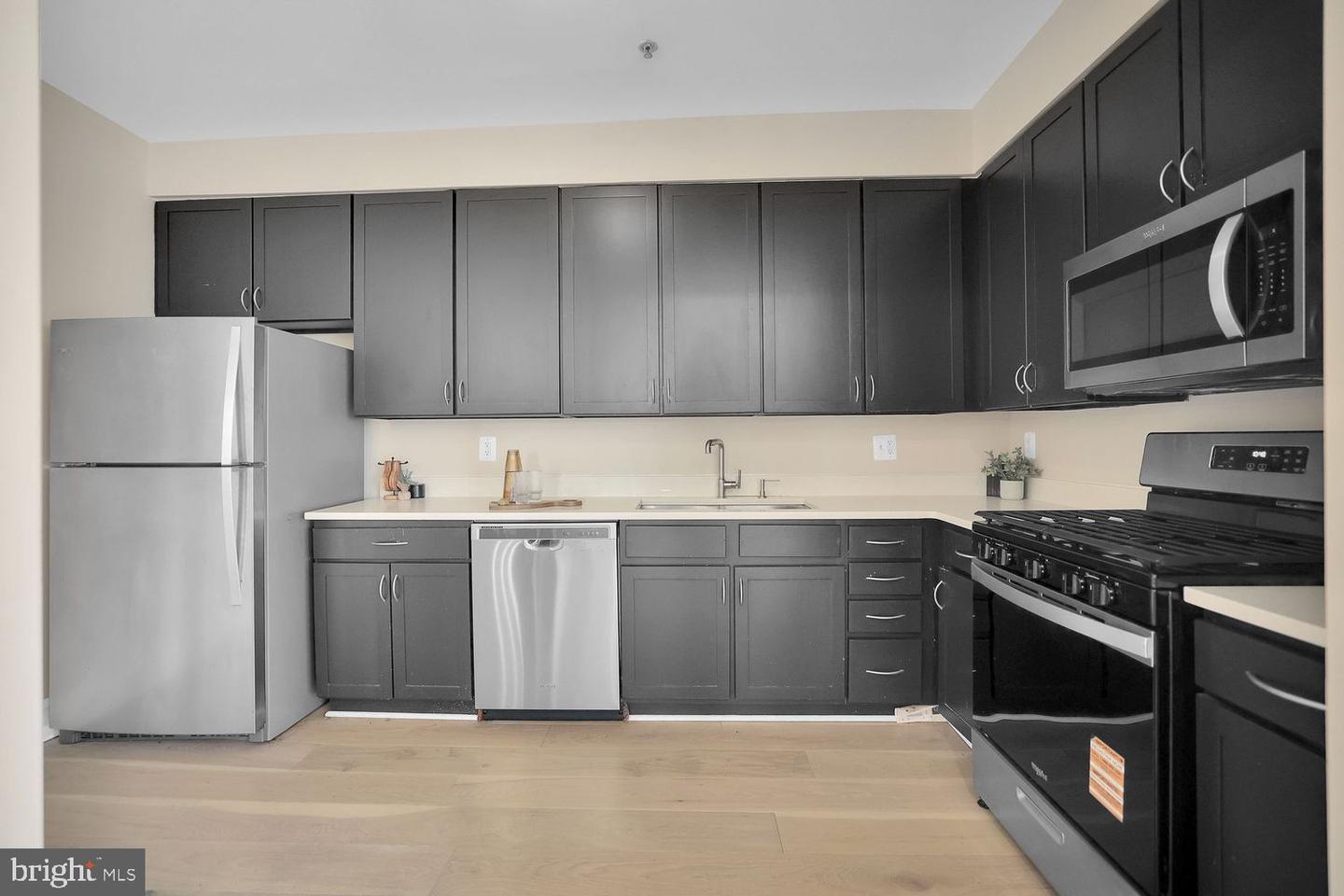 1419 CLIFTON ST NW #301, WASHINGTON, District Of Columbia 20009, 3 Bedrooms Bedrooms, ,2 BathroomsBathrooms,Residential,For sale,1419 CLIFTON ST NW #301,DCDC2239786 MLS # DCDC2239786