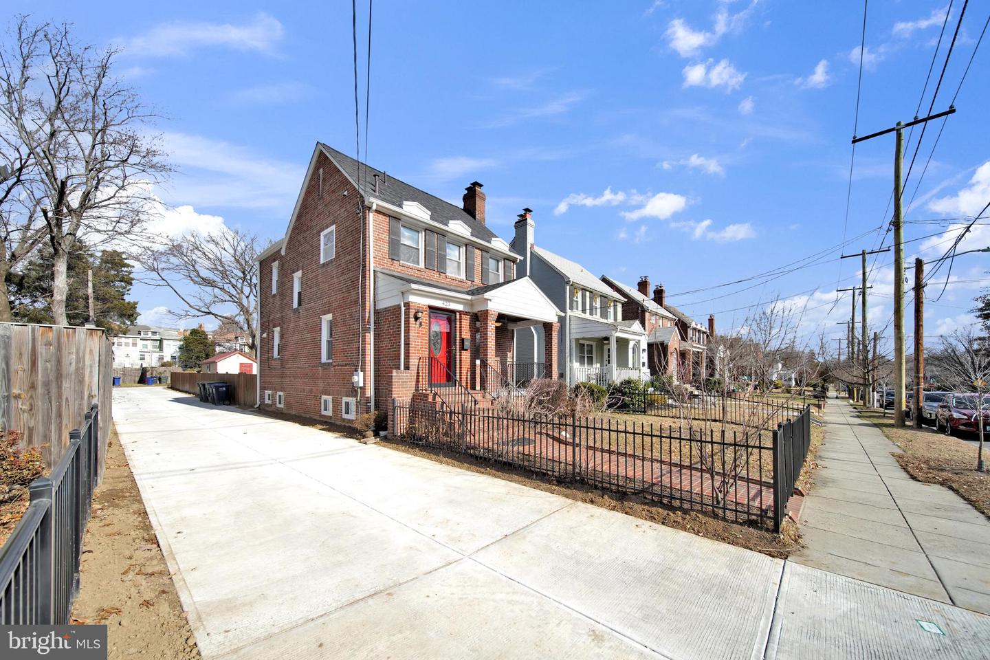 423 QUACKENBOS ST NW, WASHINGTON, District Of Columbia 20011, 4 Bedrooms Bedrooms, ,3 BathroomsBathrooms,Residential,For sale,423 QUACKENBOS ST NW,DCDC2239788 MLS # DCDC2239788