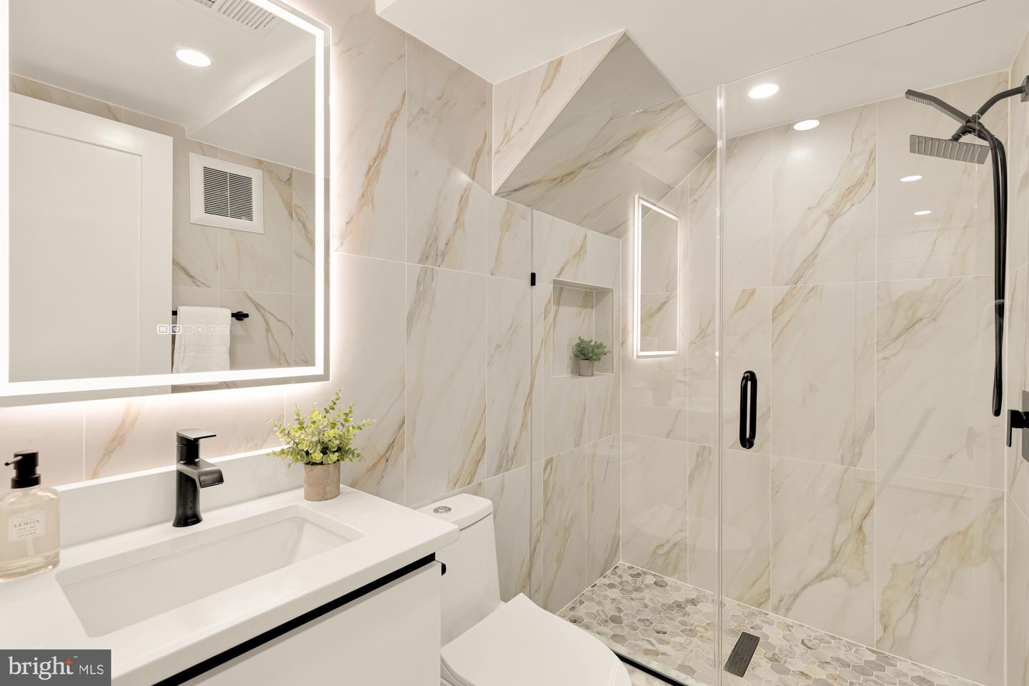 3923 14TH ST NW #4, WASHINGTON, District Of Columbia 20011, 2 Bedrooms Bedrooms, ,2 BathroomsBathrooms,Residential,For sale,3923 14TH ST NW #4,DCDC2239794 MLS # DCDC2239794 3923 14TH ST NW #4, WASHINGTON, District Of Columbia 20011, 2 Bedrooms Bedrooms, ,2 BathroomsBathrooms,Residential,For sale,3923 14TH ST NW #4,DCDC2239794 MLS # DCDC2239794