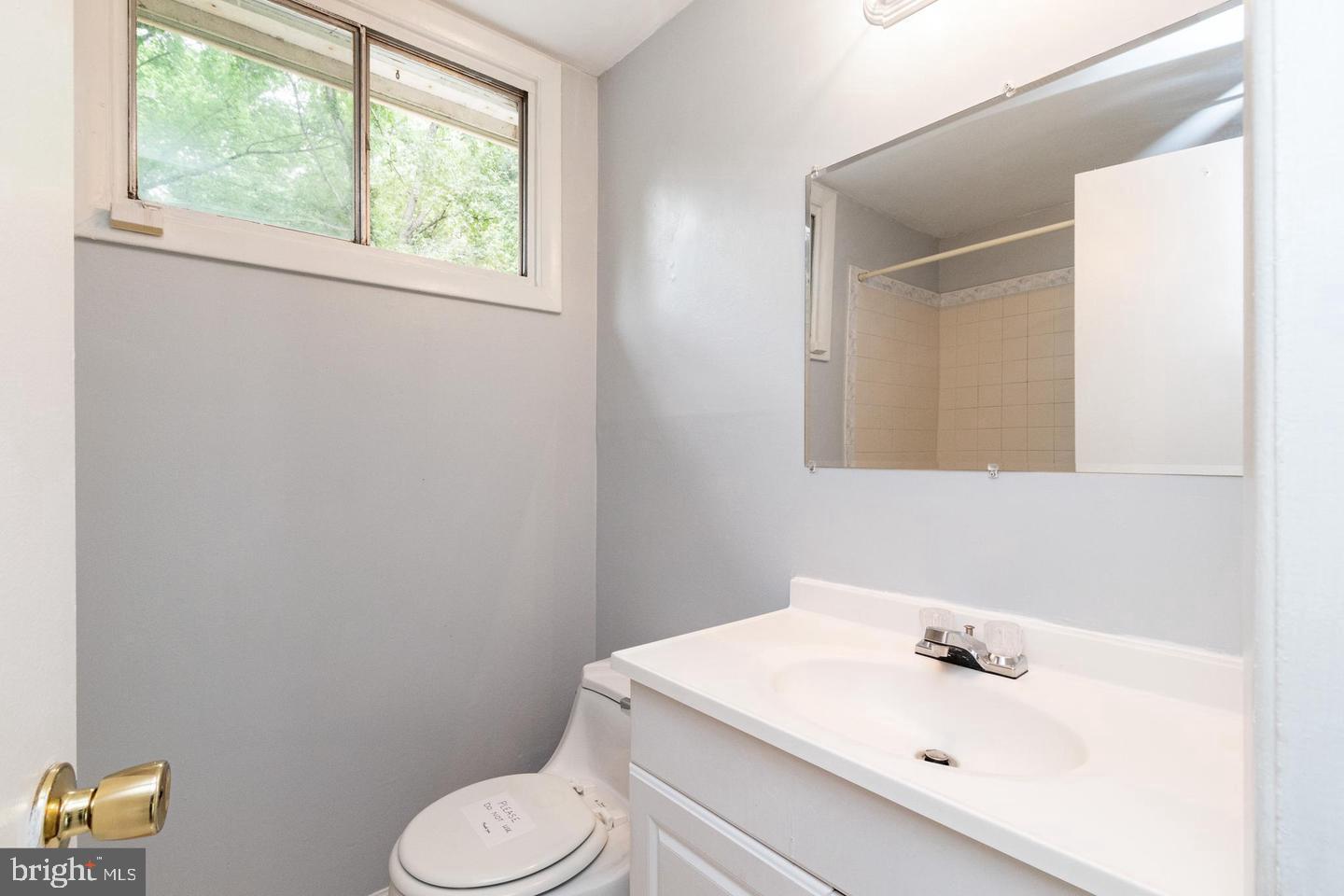 3206 BURBANK LN, WOODBRIDGE, Virginia 22193, 4 Bedrooms Bedrooms, ,2 BathroomsBathrooms,Residential,For sale,3206 BURBANK LN,VAPW2109946 MLS # VAPW2109946 3206 BURBANK LN, WOODBRIDGE, Virginia 22193, 4 Bedrooms Bedrooms, ,2 BathroomsBathrooms,Residential,For sale,3206 BURBANK LN,VAPW2109946 MLS # VAPW2109946