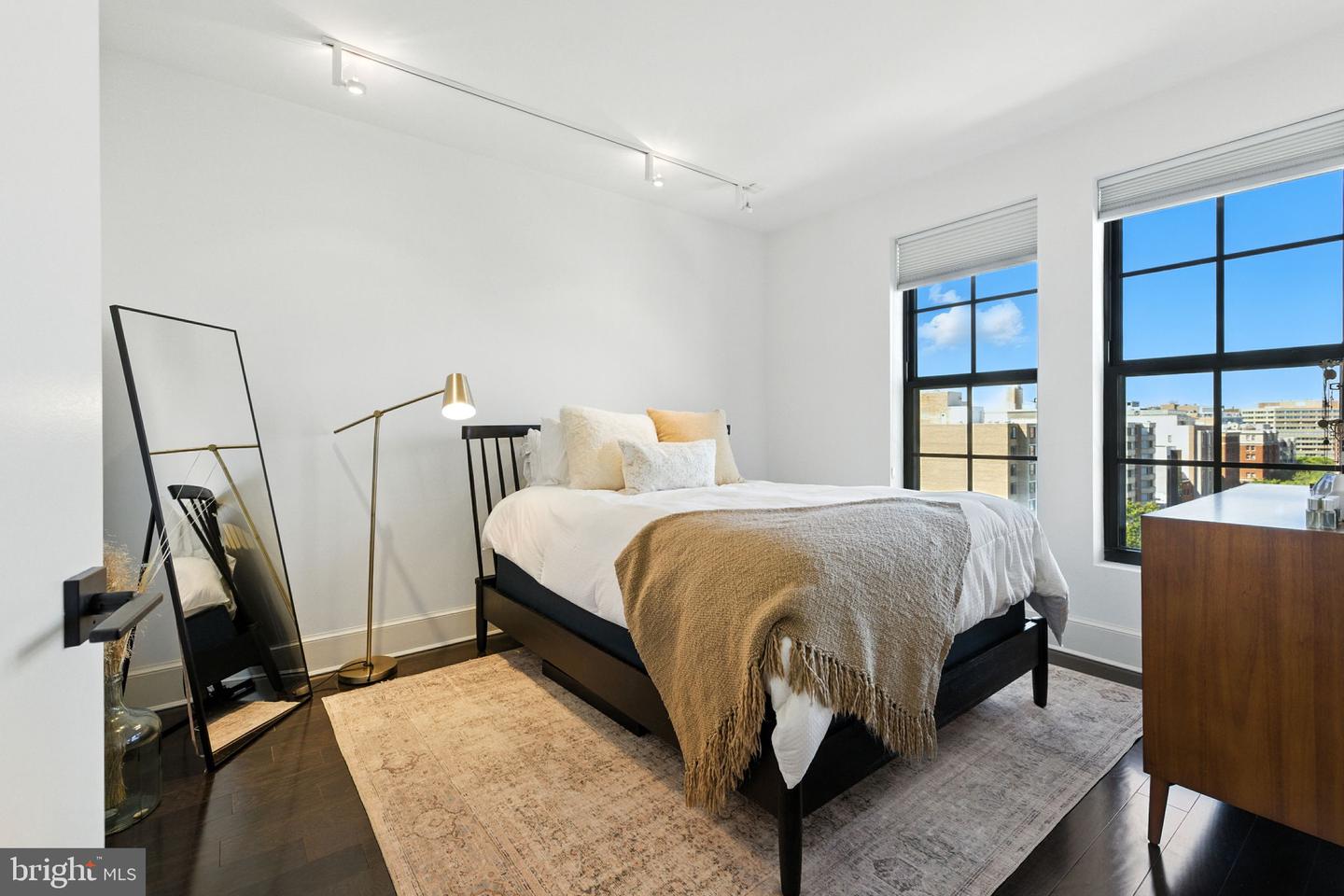 1011 M ST NW #901, WASHINGTON, District Of Columbia 20001, 1 Bedroom Bedrooms, ,1 BathroomBathrooms,Residential,For sale,1011 M ST NW #901,DCDC2239810 MLS # DCDC2239810