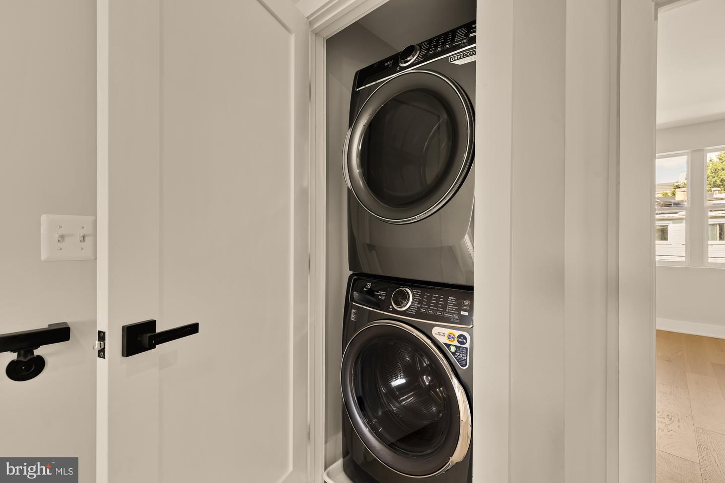 815 MARIETTA PL NW, WASHINGTON, District Of Columbia 20011, 4 Bedrooms Bedrooms, ,3 BathroomsBathrooms,Residential,For sale,815 MARIETTA PL NW,DCDC2239818 MLS # DCDC2239818