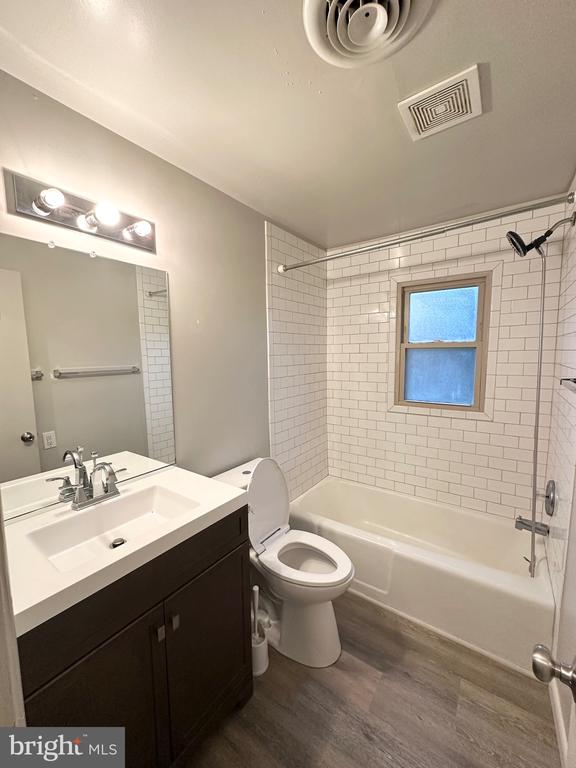 101 PATRICK HENRY DR, LOUISA, Virginia 23093, ,Residential,101 PATRICK HENRY DR,VALA2009086 MLS # VALA2009086