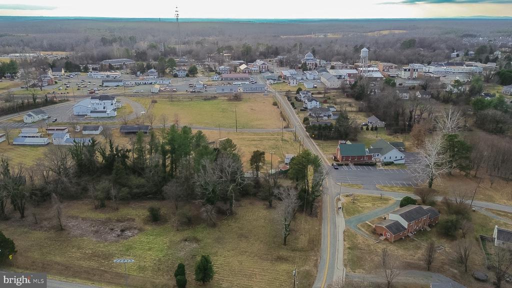 101 PATRICK HENRY DR, LOUISA, Virginia 23093, ,Residential,101 PATRICK HENRY DR,VALA2009086 MLS # VALA2009086