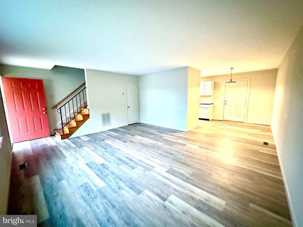 101 PATRICK HENRY DR, LOUISA, Virginia 23093, ,Residential,101 PATRICK HENRY DR,VALA2009088 MLS # VALA2009088