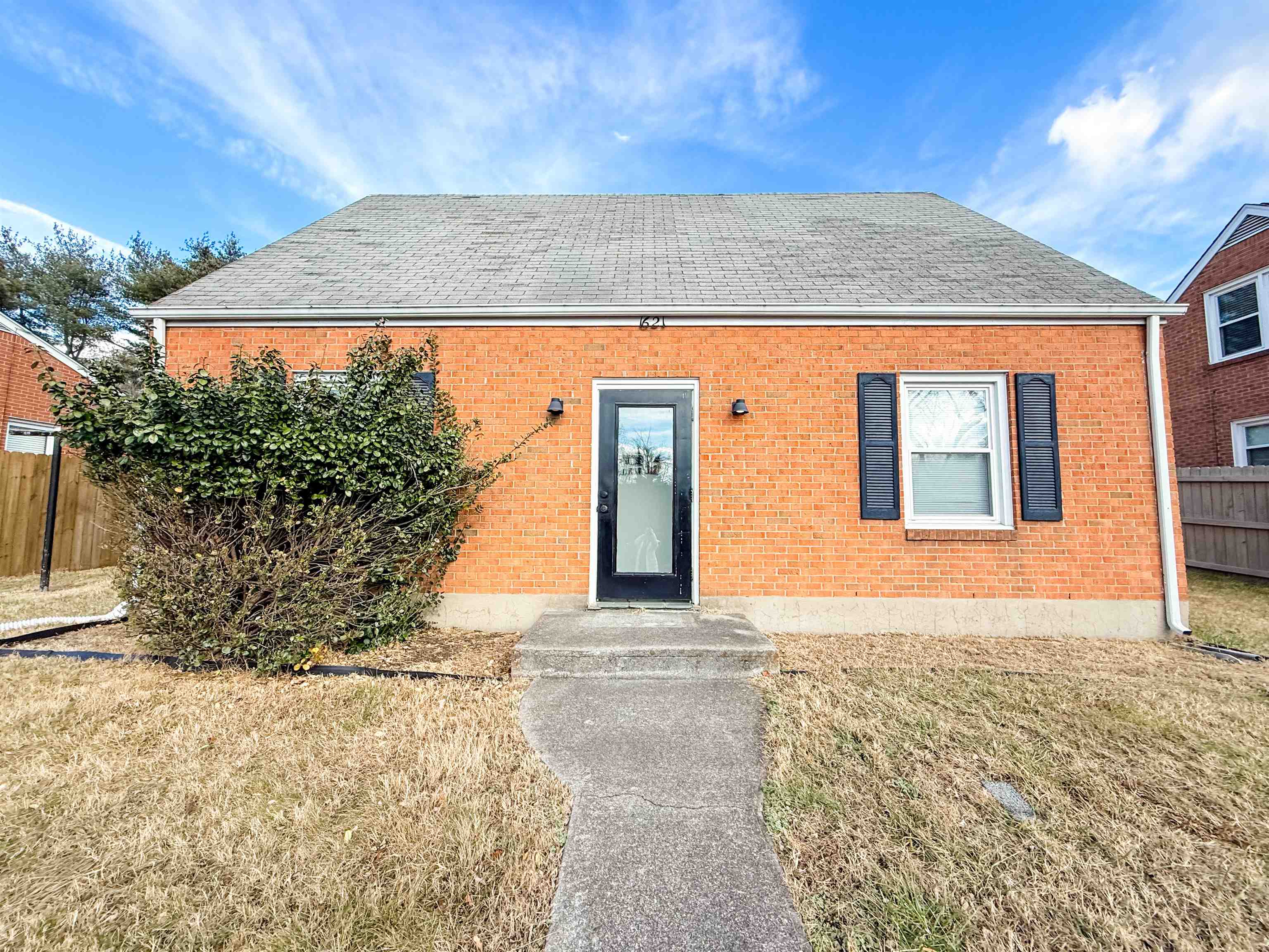 1621 BRANDON AVE, ROANOKE, Virginia 24015, ,Residential,1621 BRANDON AVE,672197 MLS # 672197