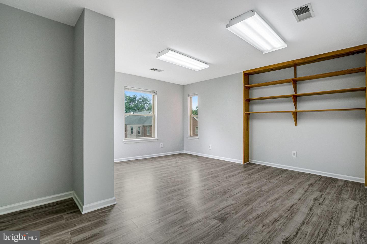 4324-B EVERGREEN LN #F2-2, ANNANDALE, Virginia 22003, ,Land,For sale,4324-B EVERGREEN LN #F2-2,VAFX2261132 MLS # VAFX2261132