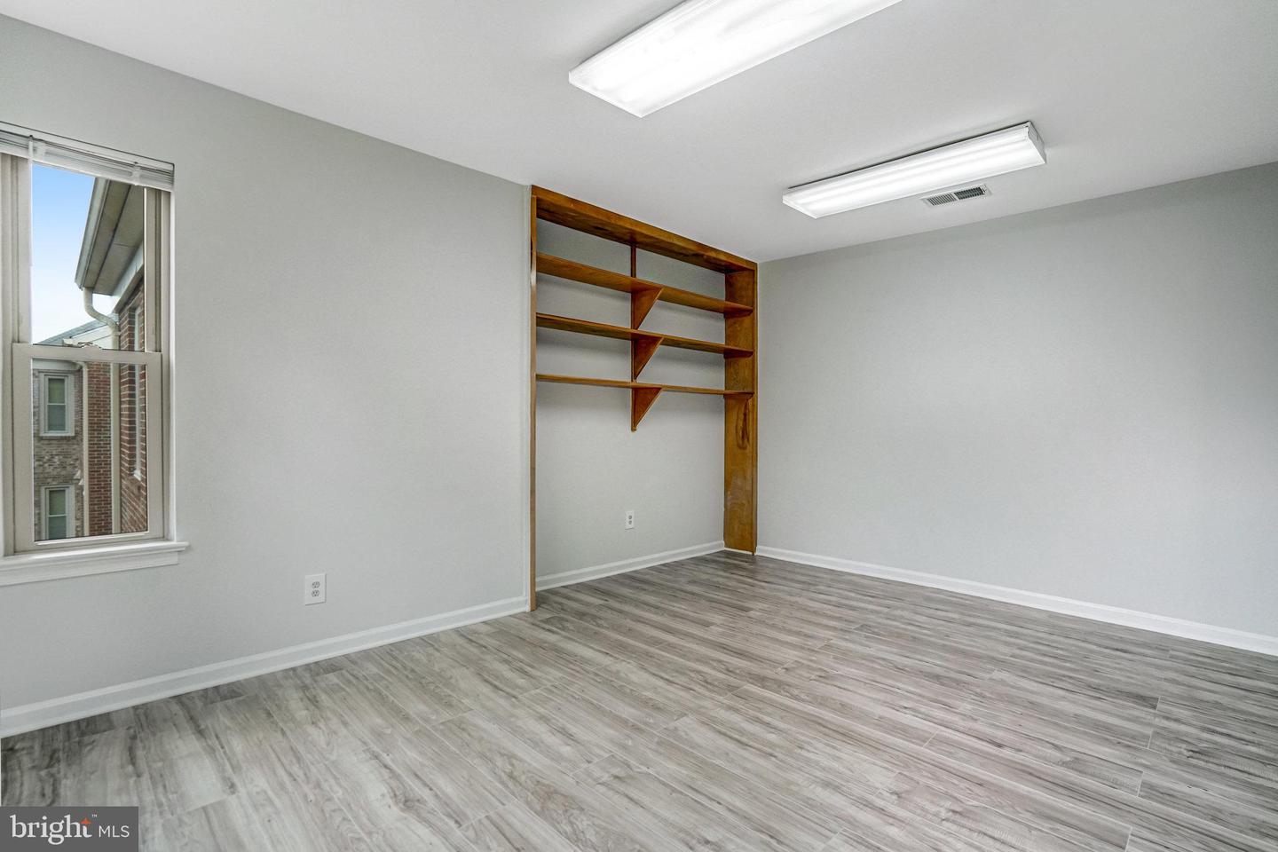 4324-B EVERGREEN LN #F2-2, ANNANDALE, Virginia 22003, ,Land,For sale,4324-B EVERGREEN LN #F2-2,VAFX2261132 MLS # VAFX2261132