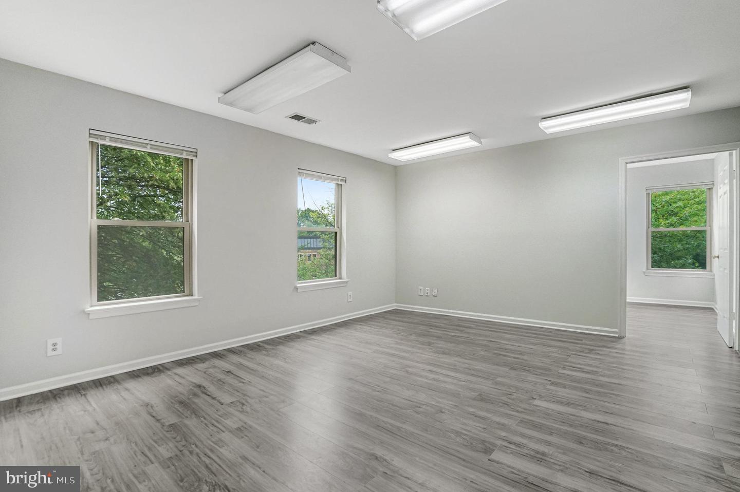 4324-B EVERGREEN LN #F2-2, ANNANDALE, Virginia 22003, ,Land,For sale,4324-B EVERGREEN LN #F2-2,VAFX2261132 MLS # VAFX2261132