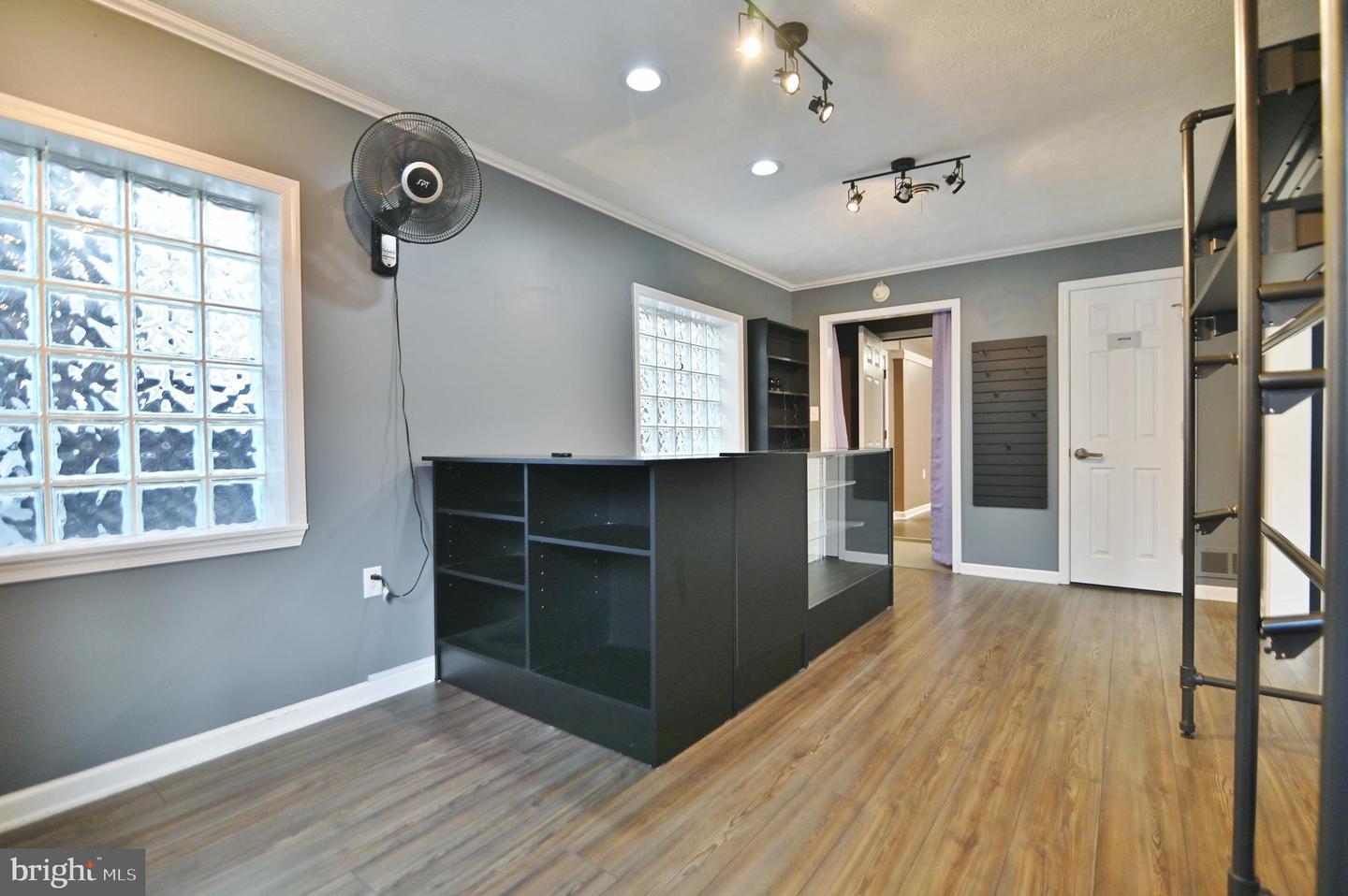 5 S BROAD ST, LURAY, Virginia 22835, ,Land,For sale,5 S BROAD ST,VAPA2005790 MLS # VAPA2005790