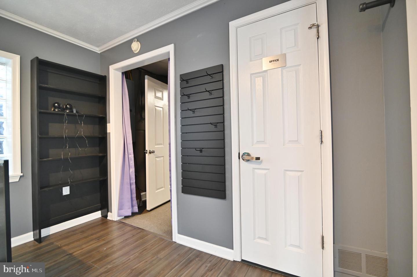 5 S BROAD ST, LURAY, Virginia 22835, ,Land,For sale,5 S BROAD ST,VAPA2005790 MLS # VAPA2005790