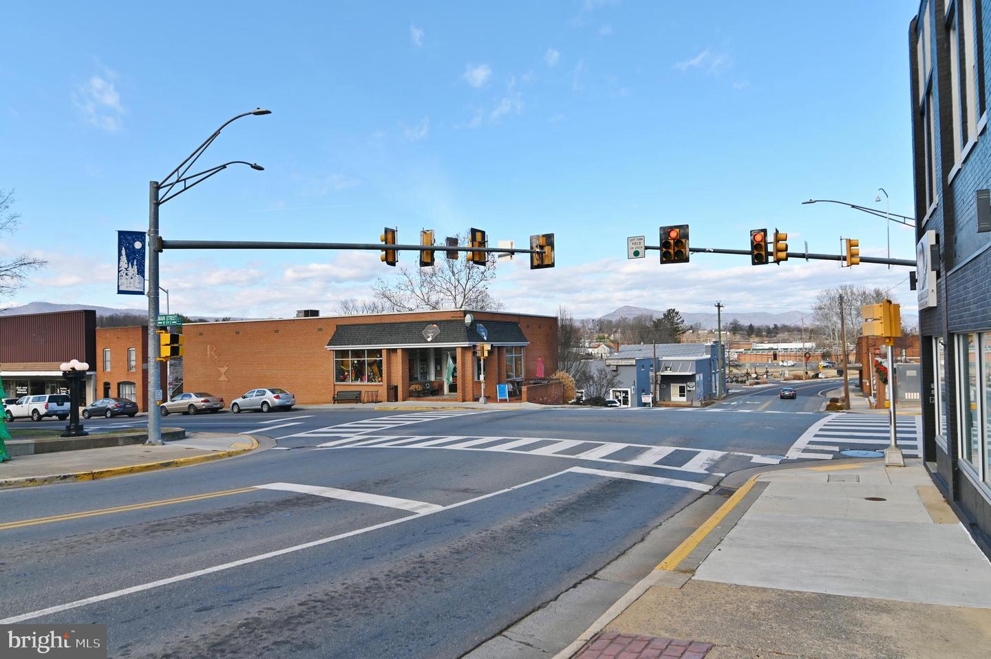 5 S BROAD ST, LURAY, Virginia 22835, ,Land,For sale,5 S BROAD ST,VAPA2005790 MLS # VAPA2005790