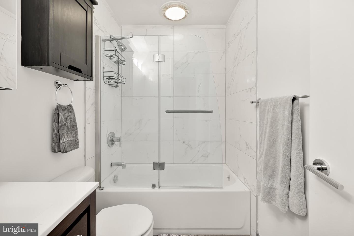 3511 13TH ST NW #404, WASHINGTON, District Of Columbia 20010, 2 Bedrooms Bedrooms, ,1 BathroomBathrooms,Residential,For sale,3511 13TH ST NW #404,DCDC2183882 MLS # DCDC2183882