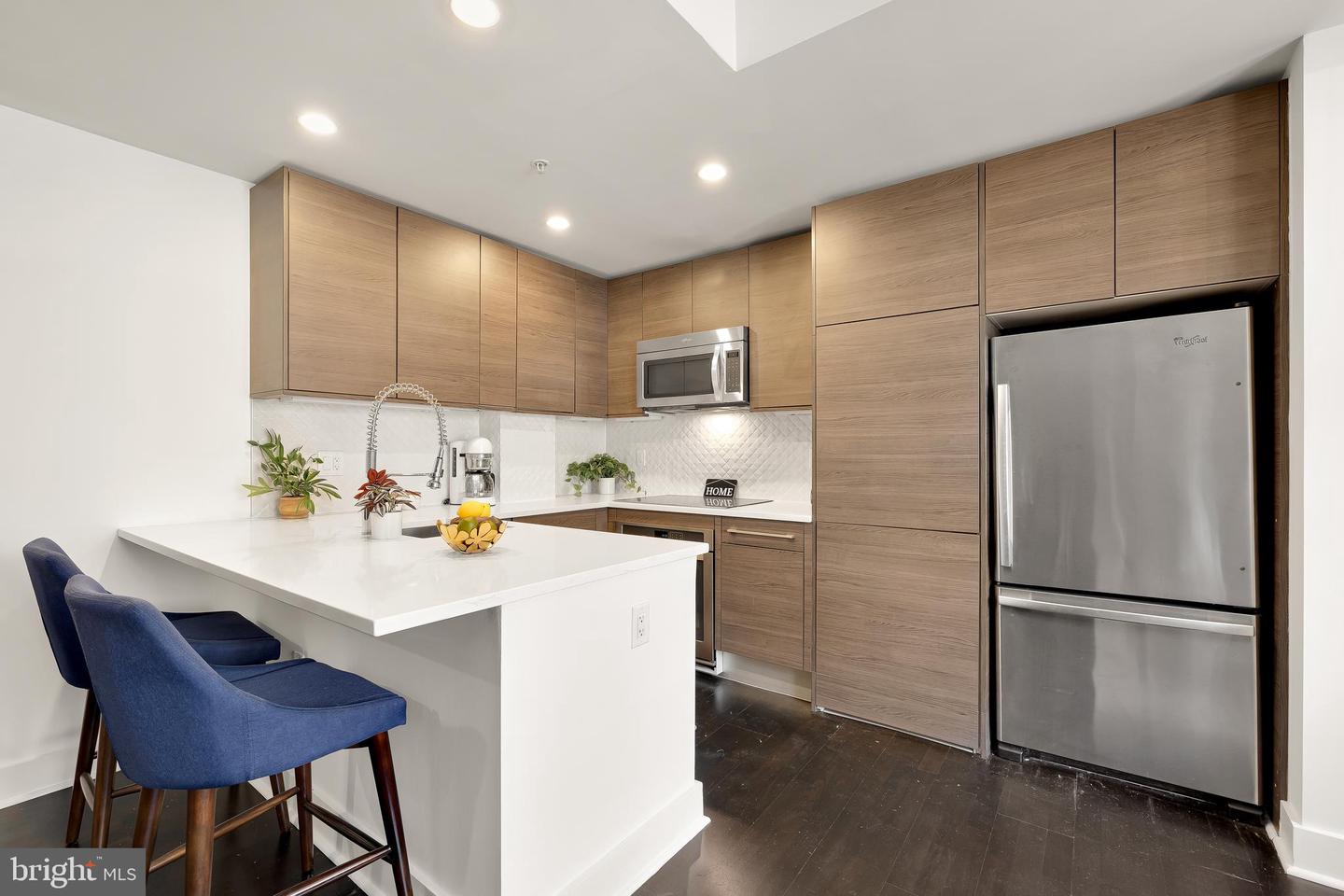 3511 13TH ST NW #404, WASHINGTON, District Of Columbia 20010, 2 Bedrooms Bedrooms, ,1 BathroomBathrooms,Residential,For sale,3511 13TH ST NW #404,DCDC2183882 MLS # DCDC2183882