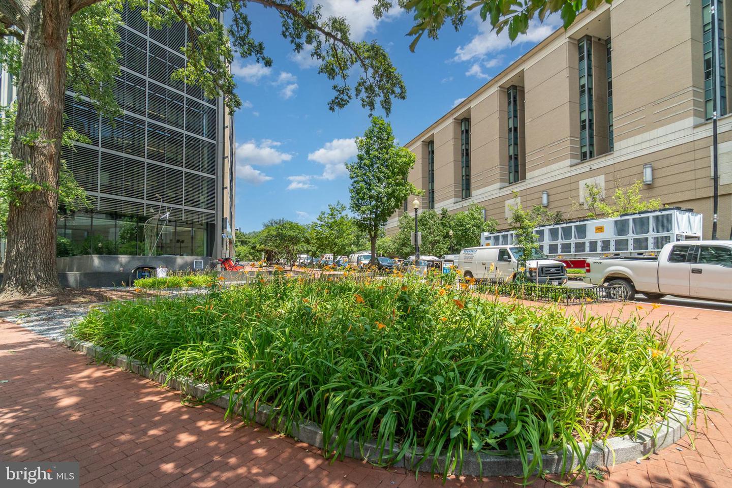 922 24TH ST NW #313, WASHINGTON, District Of Columbia 20037, 1 Bedroom Bedrooms, ,1 BathroomBathrooms,Residential,For sale,922 24TH ST NW #313,DCDC2200958 MLS # DCDC2200958