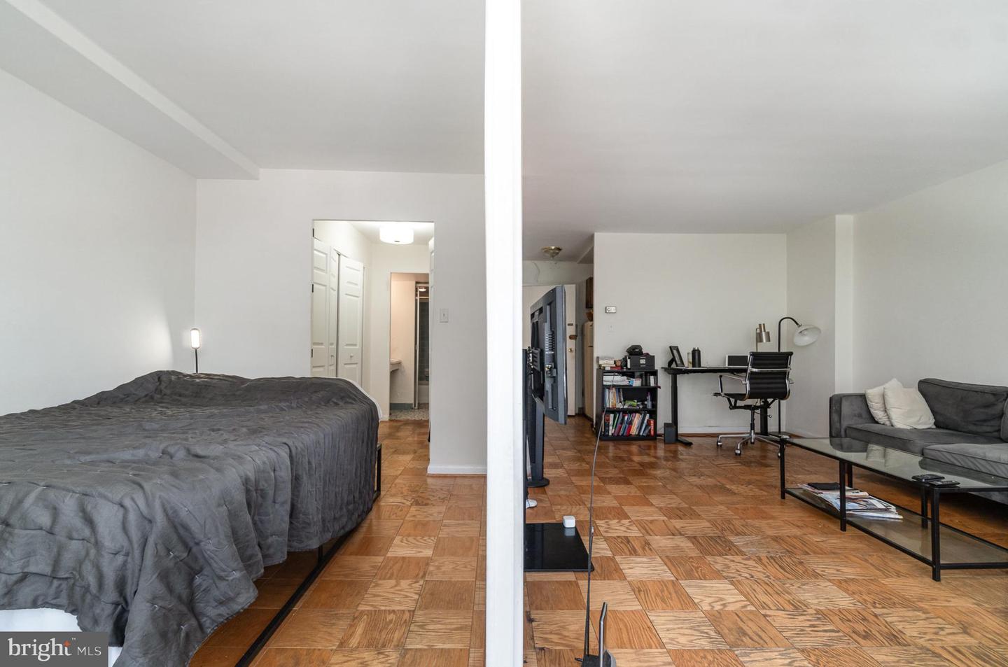 922 24TH ST NW #313, WASHINGTON, District Of Columbia 20037, 1 Bedroom Bedrooms, ,1 BathroomBathrooms,Residential,For sale,922 24TH ST NW #313,DCDC2200958 MLS # DCDC2200958