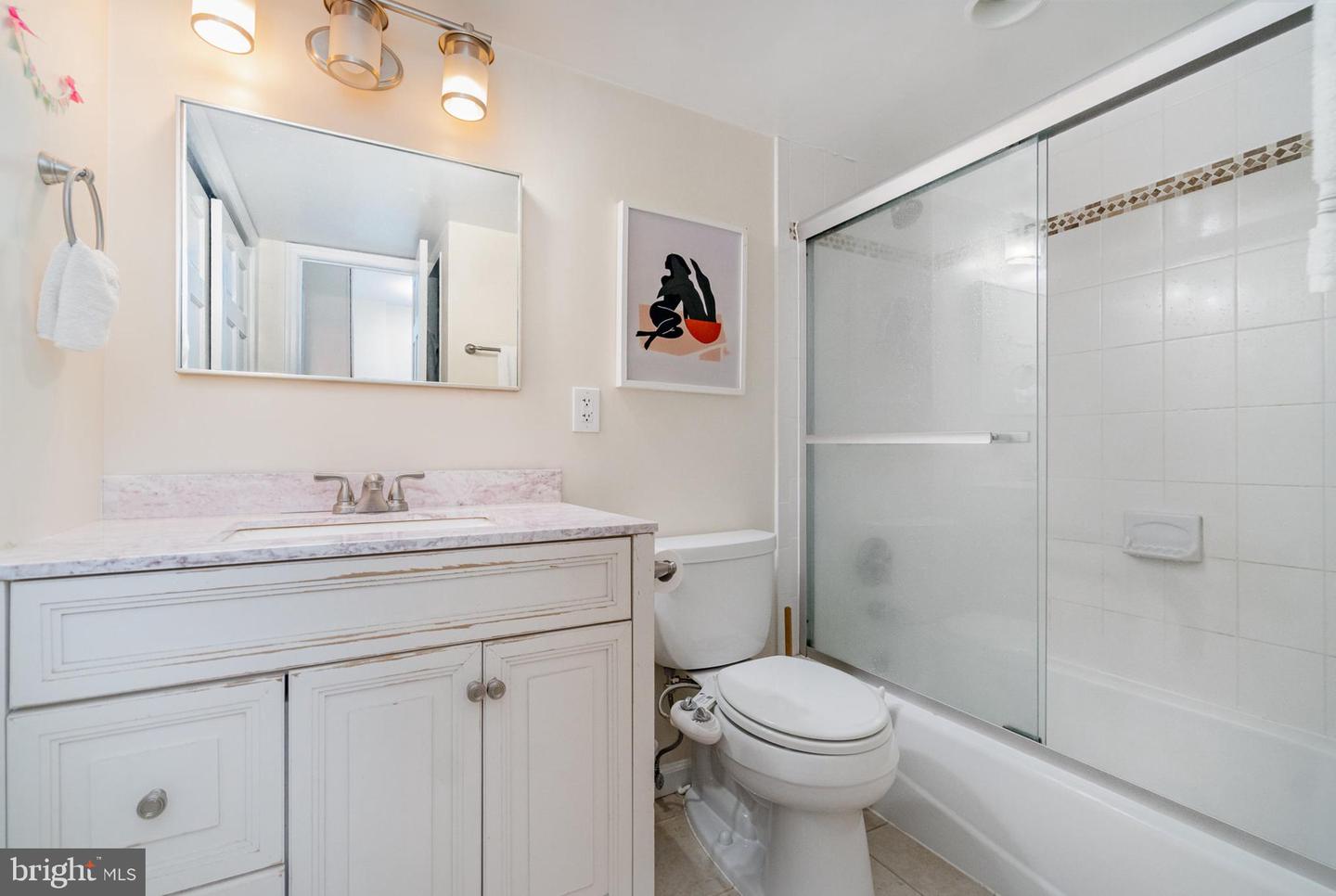 922 24TH ST NW #419, WASHINGTON, District Of Columbia 20037, ,1 BathroomBathrooms,Residential,For sale,922 24TH ST NW #419,DCDC2201140 MLS # DCDC2201140