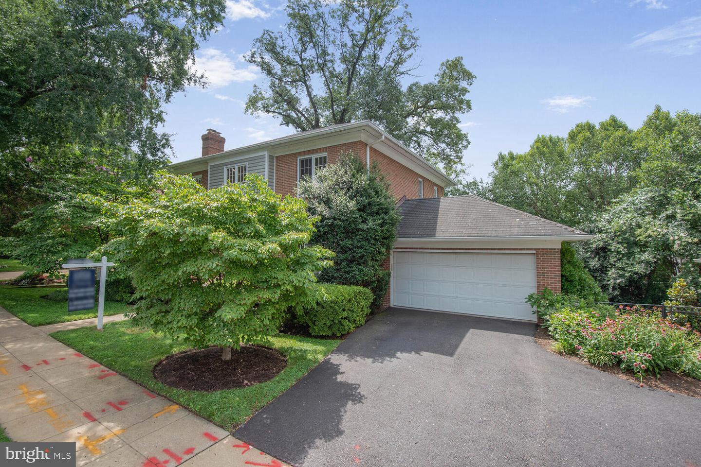 5222 LOUGHBORO RD NW, WASHINGTON, District Of Columbia 20016, 5 Bedrooms Bedrooms, ,4 BathroomsBathrooms,Residential,For sale,5222 LOUGHBORO RD NW,DCDC2210332 MLS # DCDC2210332