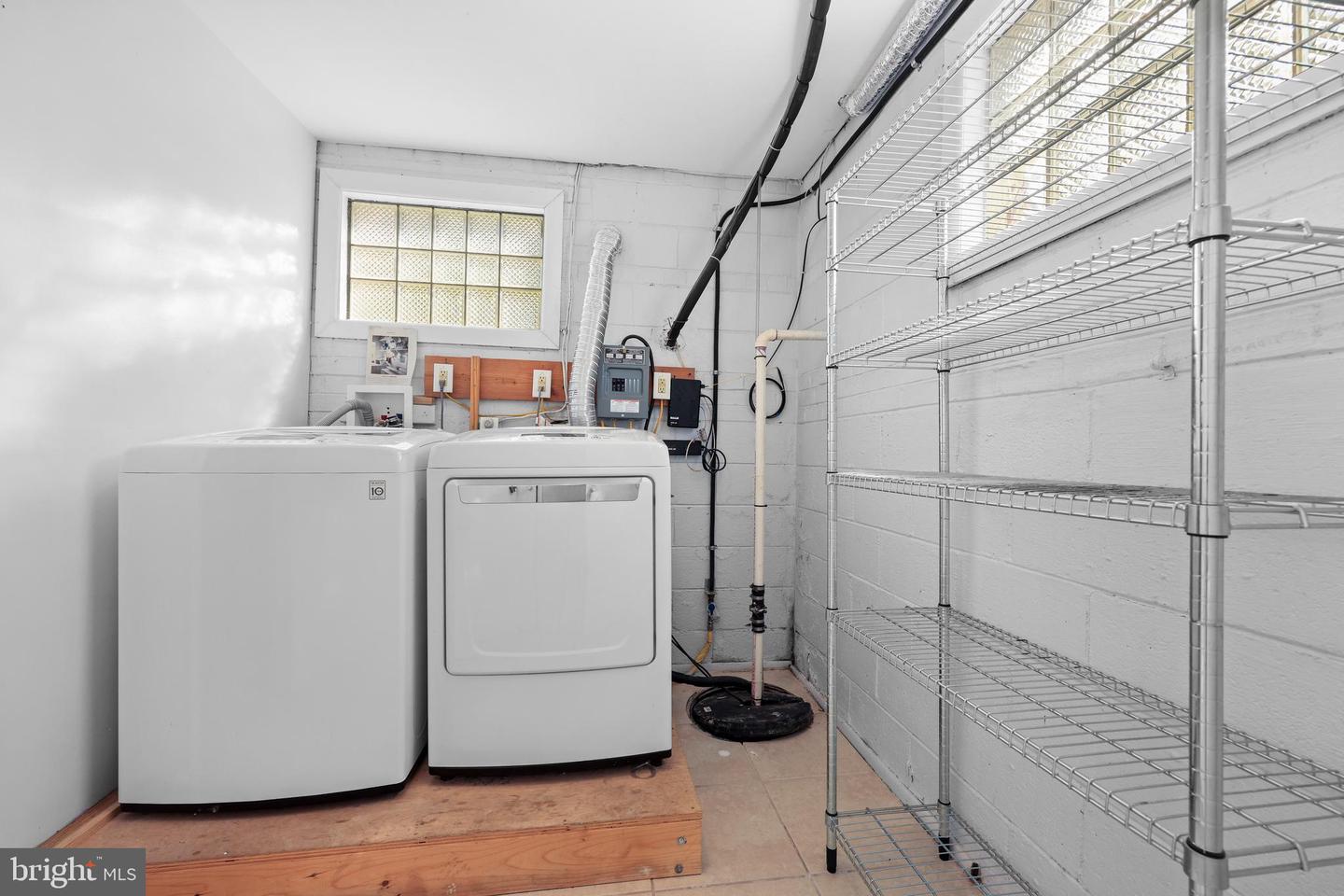 1400 34TH ST SE, WASHINGTON, District Of Columbia 20020, 3 Bedrooms Bedrooms, ,2 BathroomsBathrooms,Residential,For sale,1400 34TH ST SE,DCDC2211134 MLS # DCDC2211134