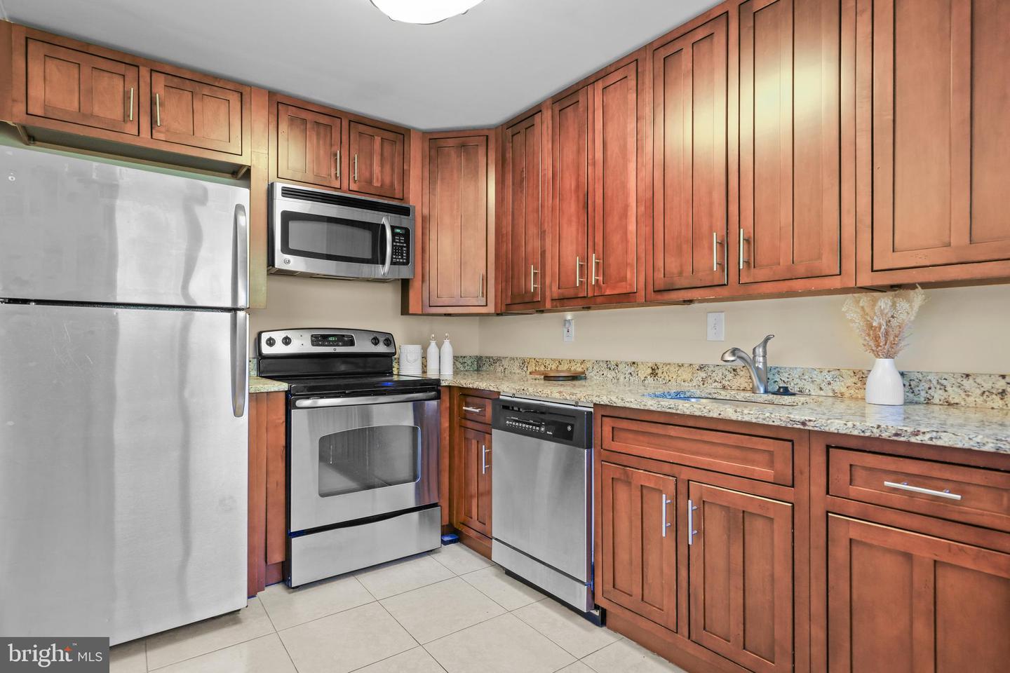 1400 34TH ST SE, WASHINGTON, District Of Columbia 20020, 3 Bedrooms Bedrooms, ,2 BathroomsBathrooms,Residential,For sale,1400 34TH ST SE,DCDC2211134 MLS # DCDC2211134