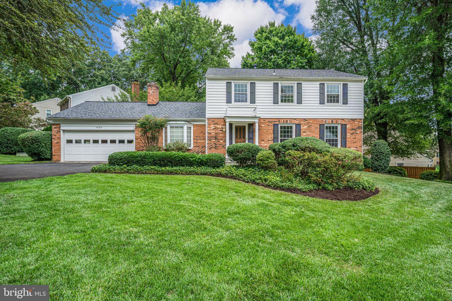 5009 KING DAVID BLVD, ANNANDALE, Virginia 22003, 4 Bedrooms Bedrooms, ,3 BathroomsBathrooms,Residential,For sale,5009 KING DAVID BLVD,VAFX2261376 MLS # VAFX2261376