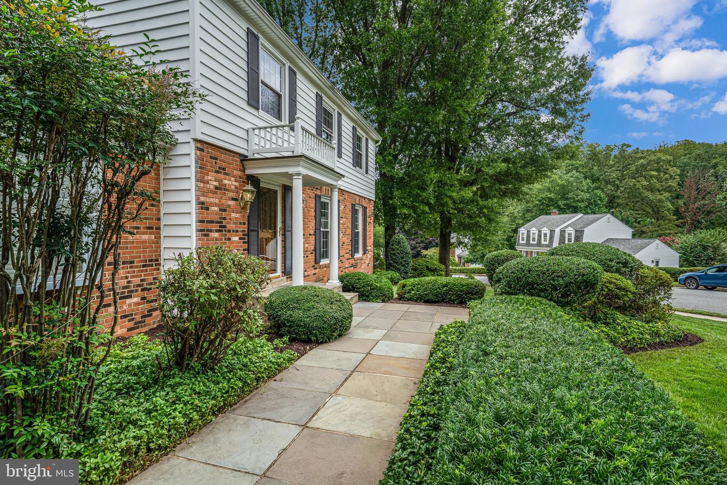 5009 KING DAVID BLVD, ANNANDALE, Virginia 22003, 4 Bedrooms Bedrooms, ,3 BathroomsBathrooms,Residential,For sale,5009 KING DAVID BLVD,VAFX2261376 MLS # VAFX2261376