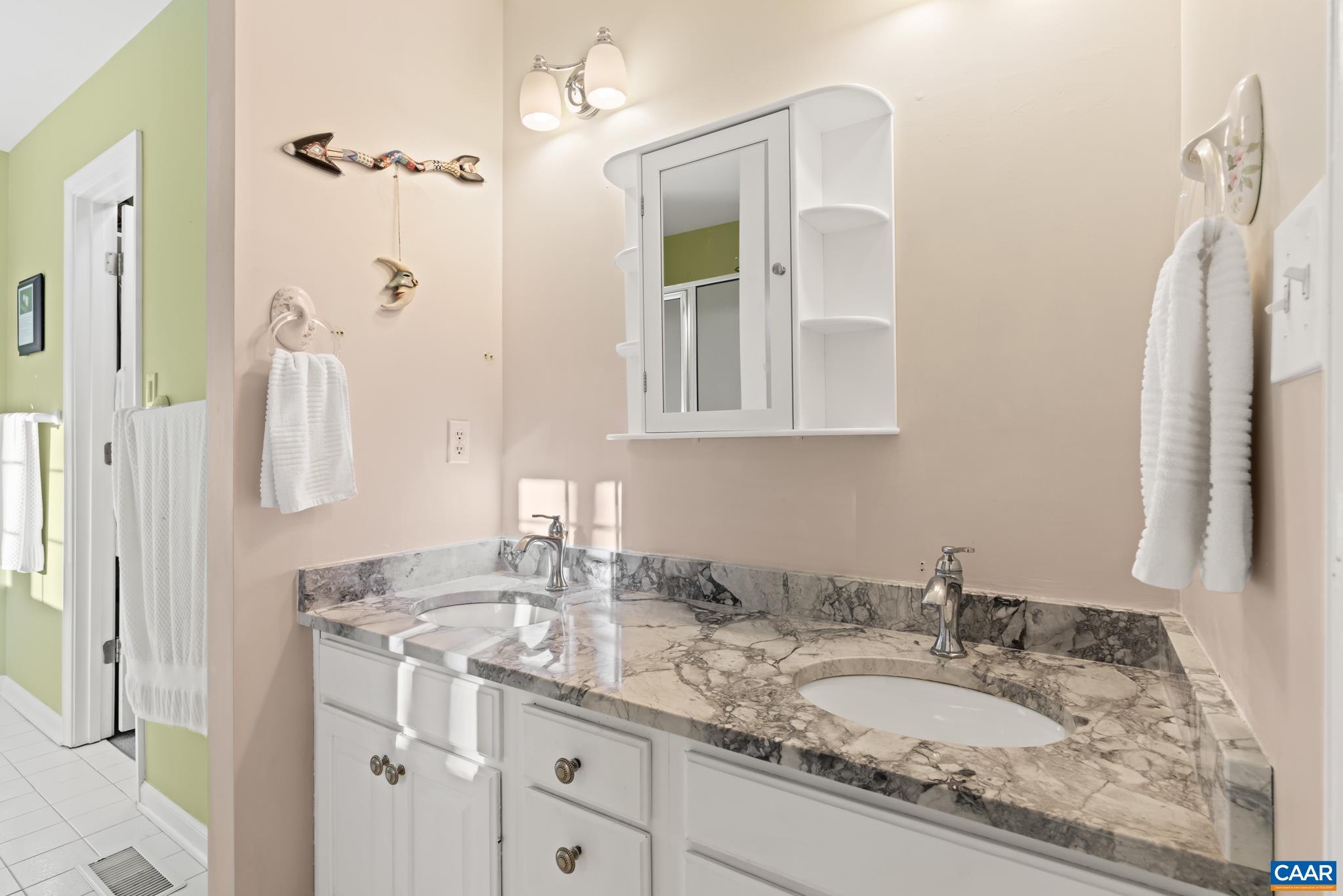 12 WHIPPOORWILL LN, PALMYRA, Virginia 22963, 3 Bedrooms Bedrooms, ,2 BathroomsBathrooms,Residential,12 WHIPPOORWILL LN,672012 MLS # 672012