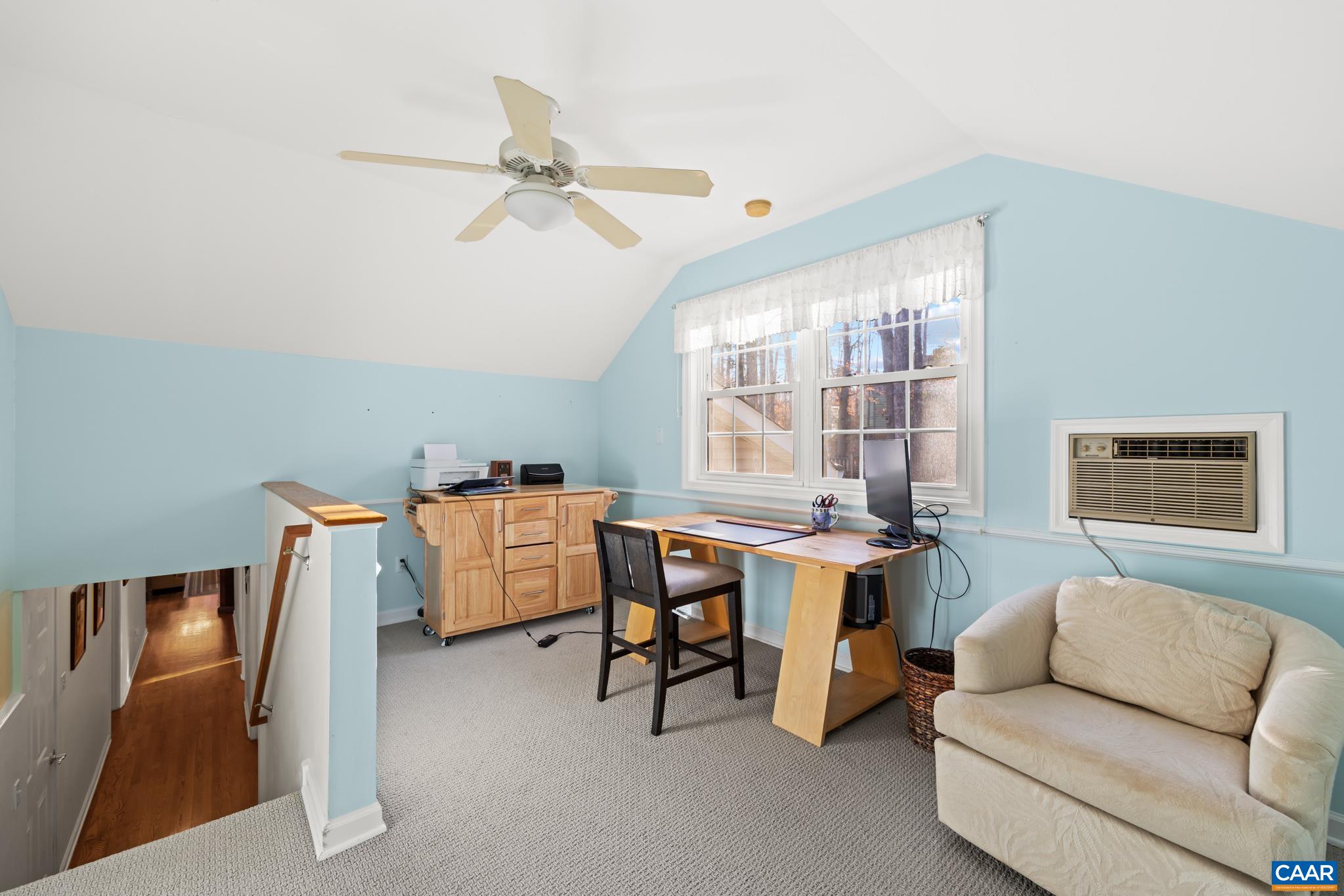 Great sunlit office space that could easily be used as a 4th bedroom/guests or kids play room