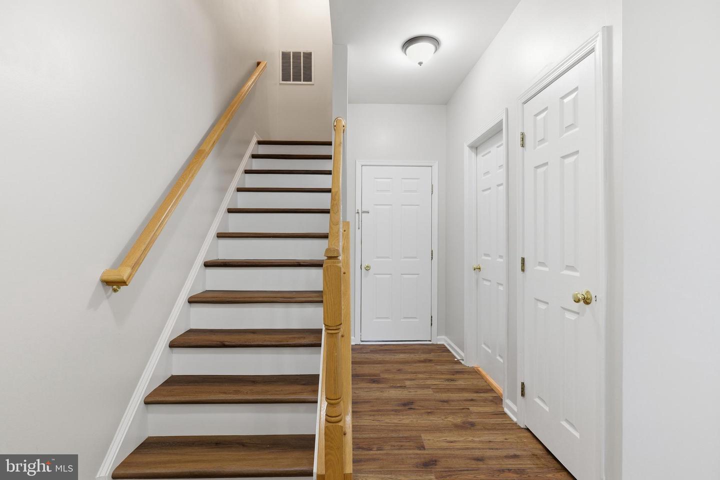 25065 RIDING CENTER DR, CHANTILLY, Virginia 20152, 3 Bedrooms Bedrooms, ,3 BathroomsBathrooms,Residential,For sale,25065 RIDING CENTER DR,VALO2109508 MLS # VALO2109508