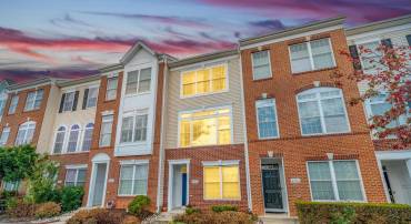 25065 RIDING CENTER DR, CHANTILLY, Virginia 20152, 3 Bedrooms Bedrooms, ,3 BathroomsBathrooms,Residential,For sale,25065 RIDING CENTER DR,VALO2109508 MLS # VALO2109508