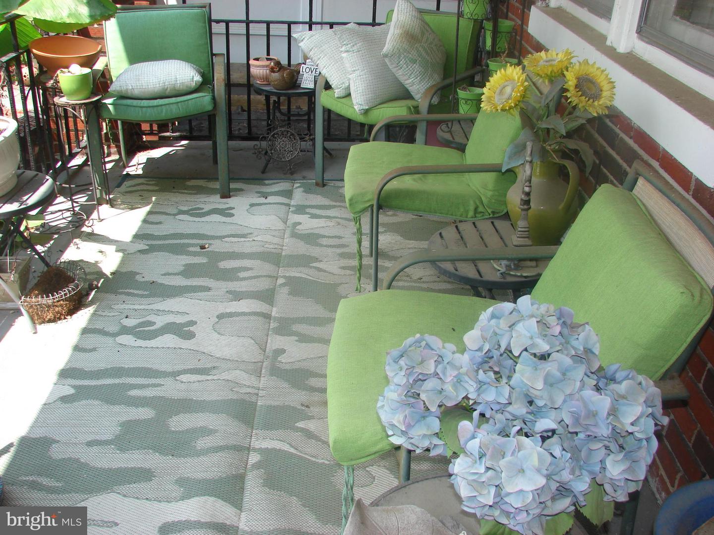 415 NW FARRAGUT ST NW, WASHINGTON, District Of Columbia 20011, 3 Bedrooms Bedrooms, ,2 BathroomsBathrooms,Residential,For sale,415 NW FARRAGUT ST NW,DCDC2228904 MLS # DCDC2228904