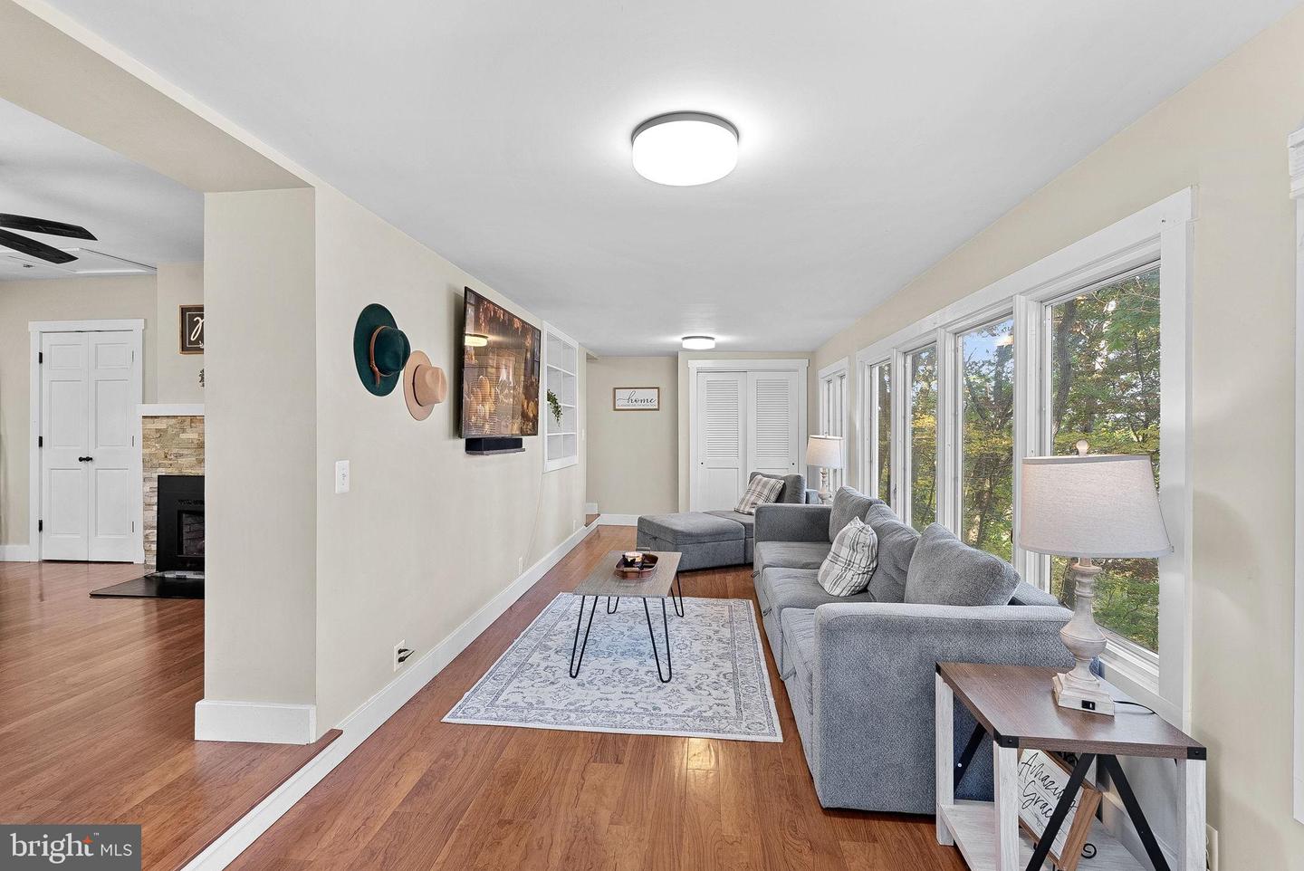 622 TIMBER LN, BLUEMONT, Virginia 20135, 3 Bedrooms Bedrooms, 5 Rooms Rooms,2 BathroomsBathrooms,Residential,For sale,622 TIMBER LN,VACL2006182 MLS # VACL2006182 622 TIMBER LN, BLUEMONT, Virginia 20135, 3 Bedrooms Bedrooms, 5 Rooms Rooms,2 BathroomsBathrooms,Residential,For sale,622 TIMBER LN,VACL2006182 MLS # VACL2006182