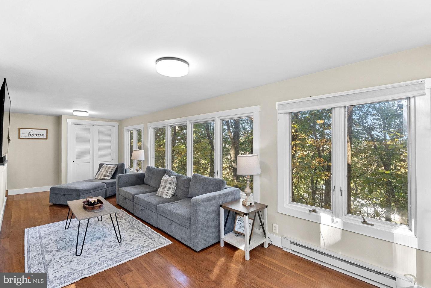 622 TIMBER LN, BLUEMONT, Virginia 20135, 3 Bedrooms Bedrooms, 5 Rooms Rooms,2 BathroomsBathrooms,Residential,For sale,622 TIMBER LN,VACL2006182 MLS # VACL2006182 622 TIMBER LN, BLUEMONT, Virginia 20135, 3 Bedrooms Bedrooms, 5 Rooms Rooms,2 BathroomsBathrooms,Residential,For sale,622 TIMBER LN,VACL2006182 MLS # VACL2006182