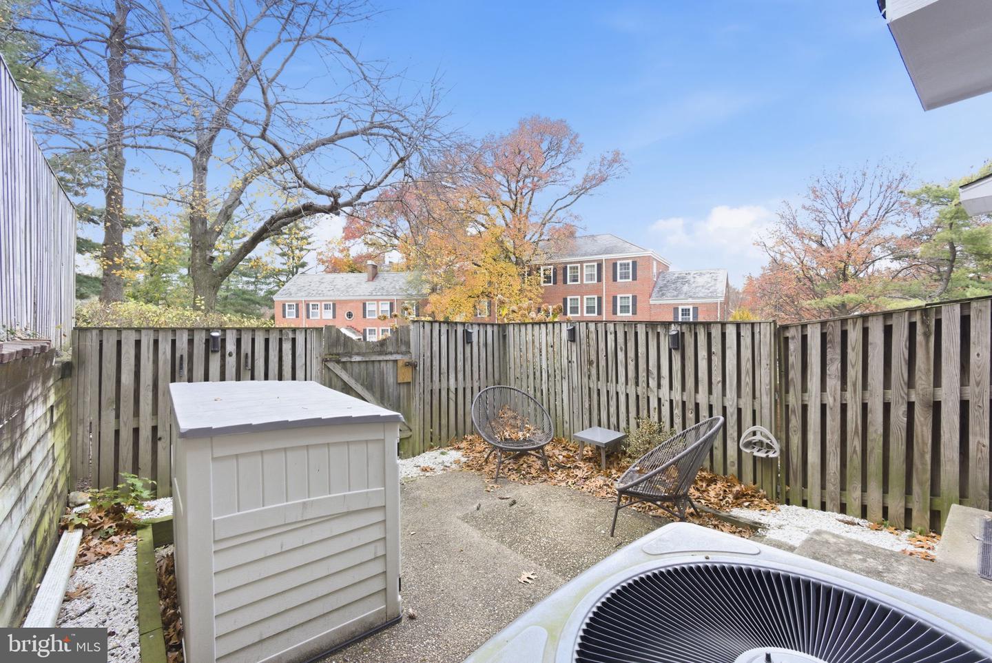 2842 S COLUMBUS ST, ARLINGTON, Virginia 22206, 2 Bedrooms Bedrooms, ,2 BathroomsBathrooms,Residential,For sale,2842 S COLUMBUS ST,VAAX2051350 MLS # VAAX2051350