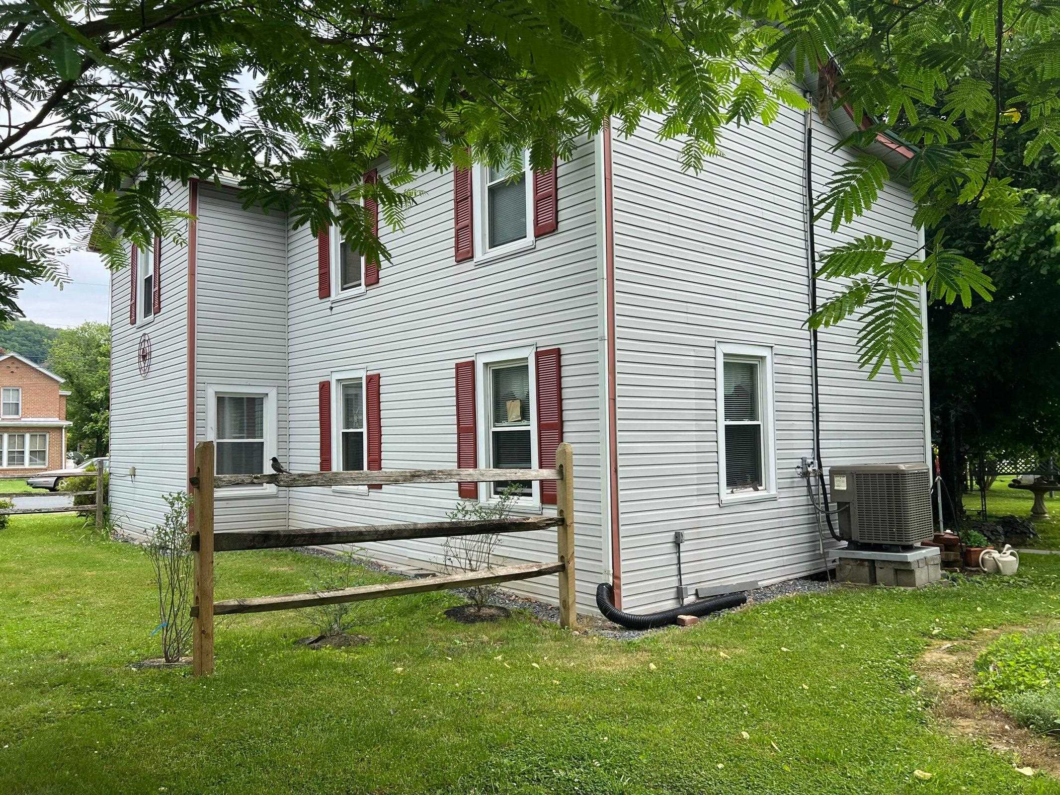 702 ANDERSON ST, GLASGOW, Virginia 24555, 3 Bedrooms Bedrooms, ,2 BathroomsBathrooms,Residential,702 Anderson St Glasgow, VA 24555,702 ANDERSON ST,672181 MLS # 672181 702 ANDERSON ST, GLASGOW, Virginia 24555, 3 Bedrooms Bedrooms, ,2 BathroomsBathrooms,Residential,702 Anderson St Glasgow, VA 24555,702 ANDERSON ST,672181 MLS # 672181