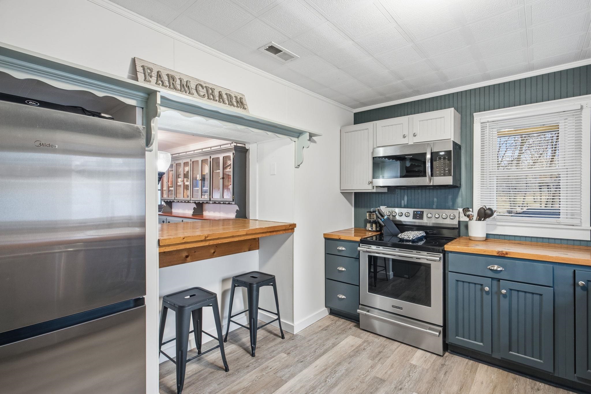 3635 RIVERBEND DR, ELKTON, Virginia 22827, 5 Bedrooms Bedrooms, ,3 BathroomsBathrooms,Residential,3635 RIVERBEND DR,672191 MLS # 672191