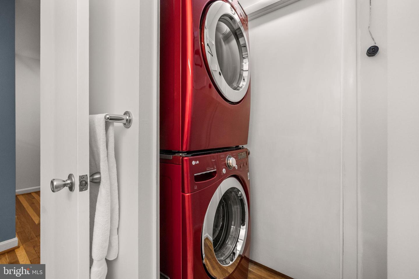 11110 SAFFOLD WAY, RESTON, Virginia 20190, 5 Bedrooms Bedrooms, ,3 BathroomsBathrooms,Residential,For sale,11110 SAFFOLD WAY,VAFX2278550 MLS # VAFX2278550