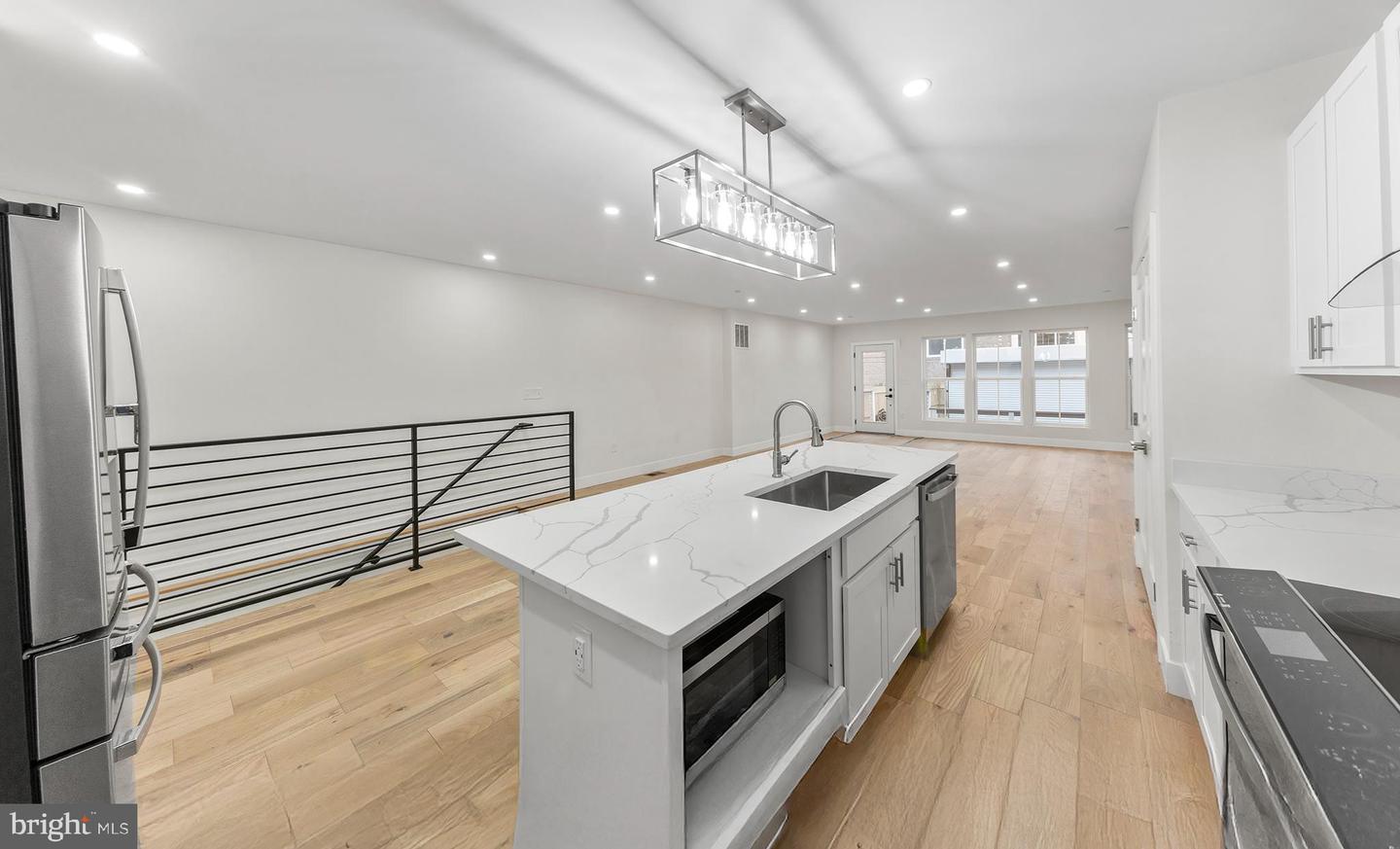 5404 4TH ST NW #1, WASHINGTON, District Of Columbia 20011, 4 Bedrooms Bedrooms, ,4 BathroomsBathrooms,Residential,For sale,5404 4TH ST NW #1,DCDC2232884 MLS # DCDC2232884