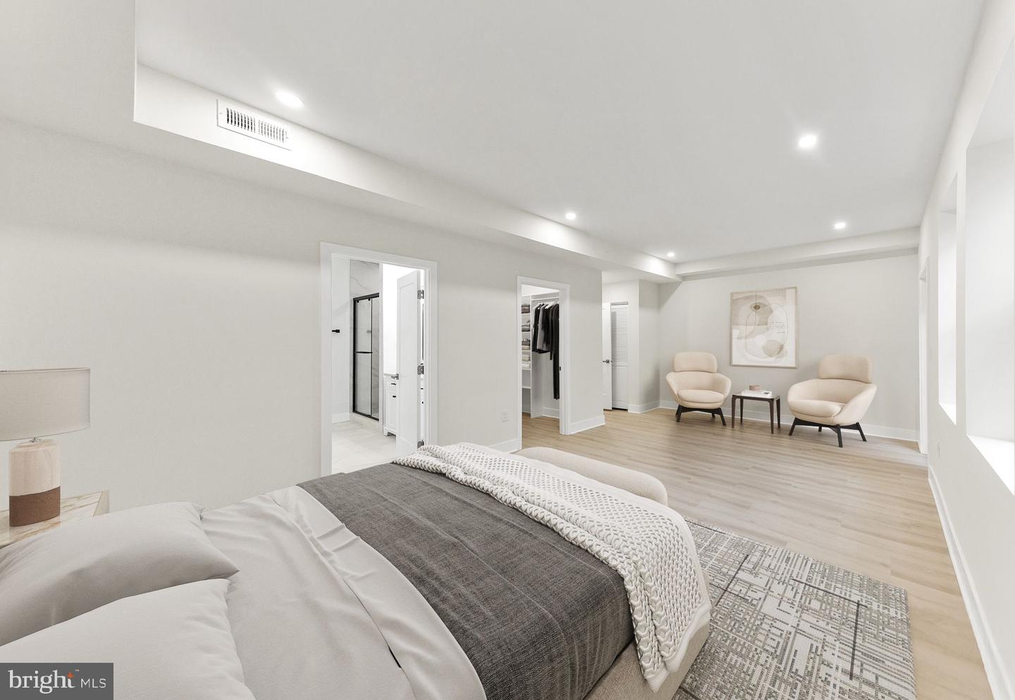 5404 4TH ST NW #1, WASHINGTON, District Of Columbia 20011, 4 Bedrooms Bedrooms, ,4 BathroomsBathrooms,Residential,For sale,5404 4TH ST NW #1,DCDC2232884 MLS # DCDC2232884