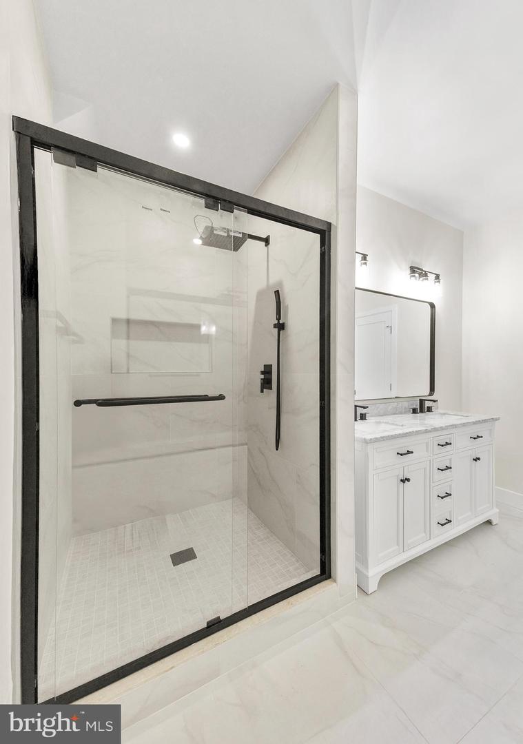 5404 4TH ST NW #1, WASHINGTON, District Of Columbia 20011, 4 Bedrooms Bedrooms, ,4 BathroomsBathrooms,Residential,For sale,5404 4TH ST NW #1,DCDC2232884 MLS # DCDC2232884