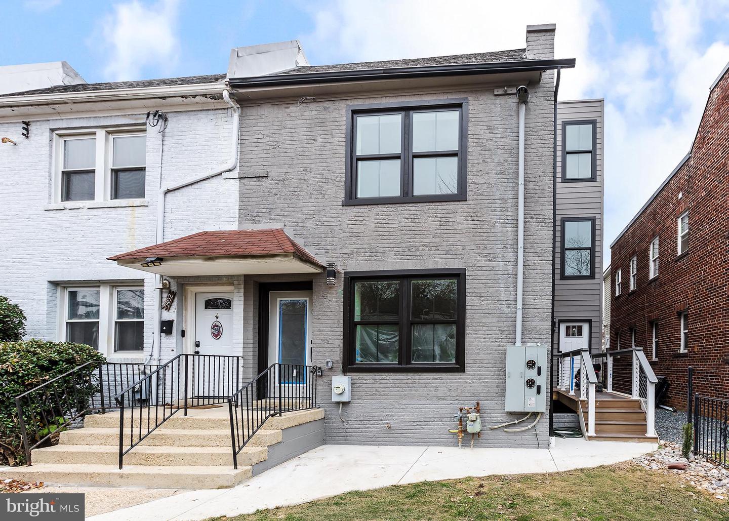 5404 4TH ST NW #1, WASHINGTON, District Of Columbia 20011, 4 Bedrooms Bedrooms, ,4 BathroomsBathrooms,Residential,For sale,5404 4TH ST NW #1,DCDC2232884 MLS # DCDC2232884