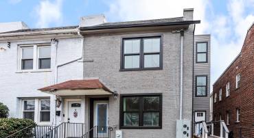 5404 4TH ST NW #1, WASHINGTON, District Of Columbia 20011, 4 Bedrooms Bedrooms, ,4 BathroomsBathrooms,Residential,For sale,5404 4TH ST NW #1,DCDC2232884 MLS # DCDC2232884