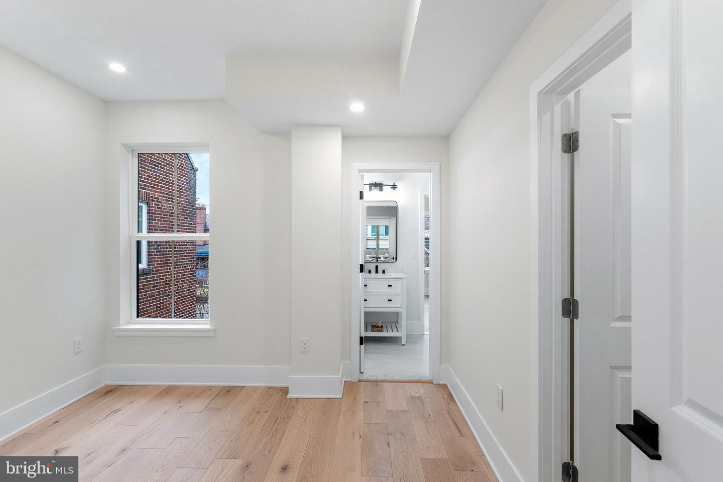 5404 4TH ST NW #2, WASHINGTON, District Of Columbia 20011, 4 Bedrooms Bedrooms, ,3 BathroomsBathrooms,Residential,For sale,5404 4TH ST NW #2,DCDC2232892 MLS # DCDC2232892 5404 4TH ST NW #2, WASHINGTON, District Of Columbia 20011, 4 Bedrooms Bedrooms, ,3 BathroomsBathrooms,Residential,For sale,5404 4TH ST NW #2,DCDC2232892 MLS # DCDC2232892