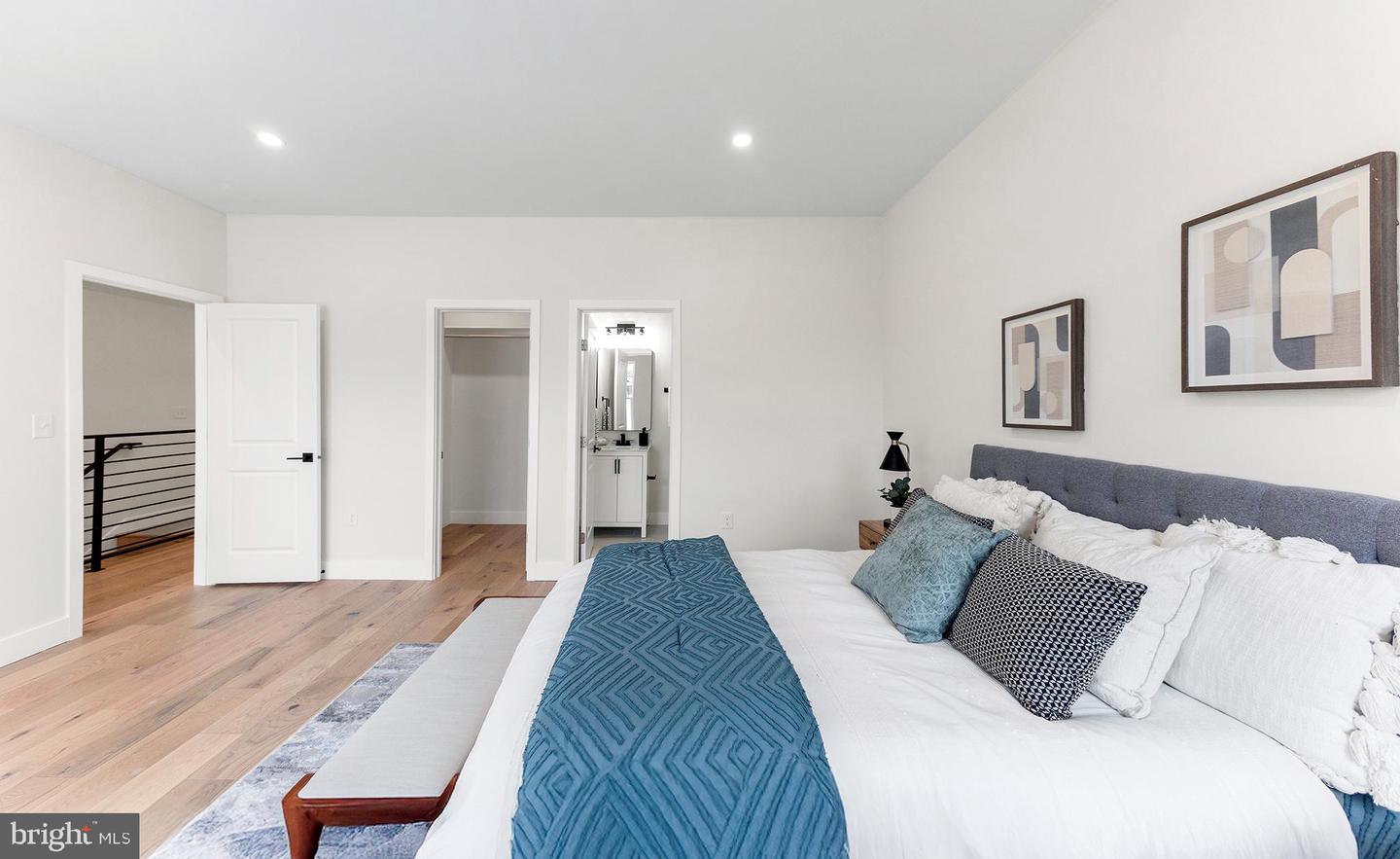 5404 4TH ST NW #2, WASHINGTON, District Of Columbia 20011, 4 Bedrooms Bedrooms, ,3 BathroomsBathrooms,Residential,For sale,5404 4TH ST NW #2,DCDC2232892 MLS # DCDC2232892 5404 4TH ST NW #2, WASHINGTON, District Of Columbia 20011, 4 Bedrooms Bedrooms, ,3 BathroomsBathrooms,Residential,For sale,5404 4TH ST NW #2,DCDC2232892 MLS # DCDC2232892