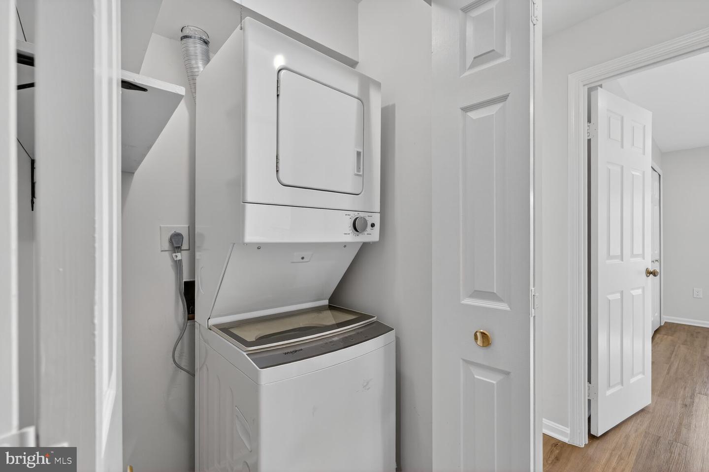 3854 9TH RD S #3854, ARLINGTON, Virginia 22204, 2 Bedrooms Bedrooms, ,2 BathroomsBathrooms,Residential,For sale,3854 9TH RD S #3854,VAAR2066920 MLS # VAAR2066920