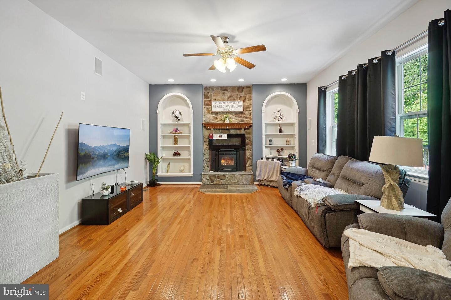 15050 RUMSON PL, MANASSAS, Virginia 20111, 4 Bedrooms Bedrooms, ,3 BathroomsBathrooms,Residential,For sale,15050 RUMSON PL,VAPW2109226 MLS # VAPW2109226