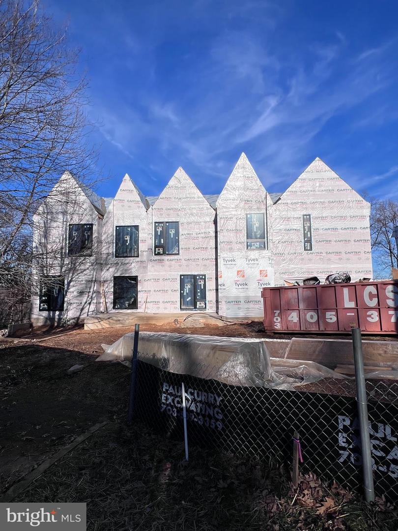 2767 N NELSON ST, ARLINGTON, Virginia 22207, 6 Bedrooms Bedrooms, ,8 BathroomsBathrooms,Residential,For sale,2767 N NELSON ST,VAAR2067078 MLS # VAAR2067078 2767 N NELSON ST, ARLINGTON, Virginia 22207, 6 Bedrooms Bedrooms, ,8 BathroomsBathrooms,Residential,For sale,2767 N NELSON ST,VAAR2067078 MLS # VAAR2067078