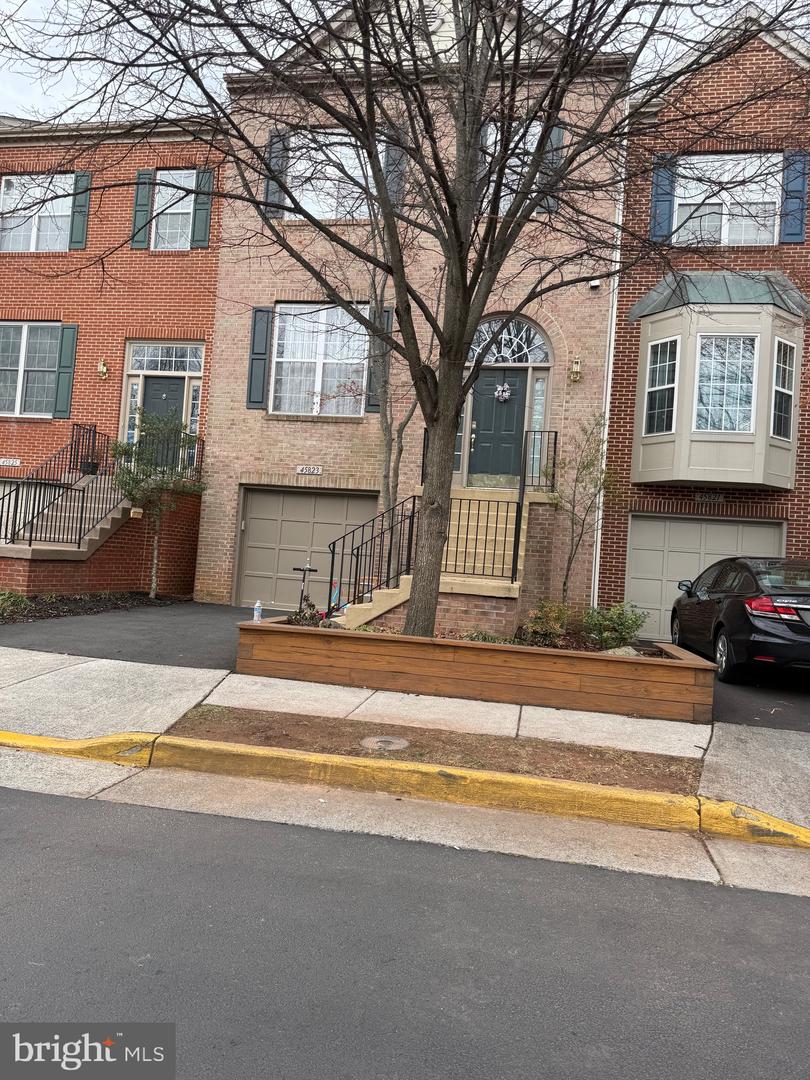 45823 MARLANE TER, STERLING, Virginia 20166, 3 Bedrooms Bedrooms, ,3 BathroomsBathrooms,Residential,For sale,45823 MARLANE TER,VALO2113042 MLS # VALO2113042