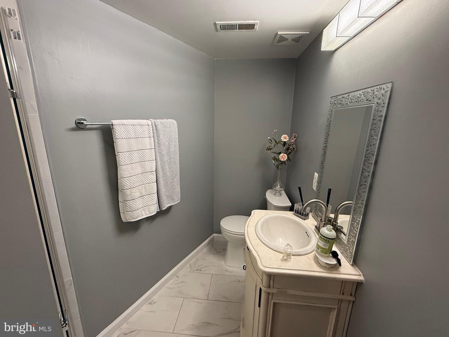 45823 MARLANE TER, STERLING, Virginia 20166, 3 Bedrooms Bedrooms, ,3 BathroomsBathrooms,Residential,For sale,45823 MARLANE TER,VALO2113042 MLS # VALO2113042